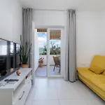 Apartament Brico - Heated Pool
