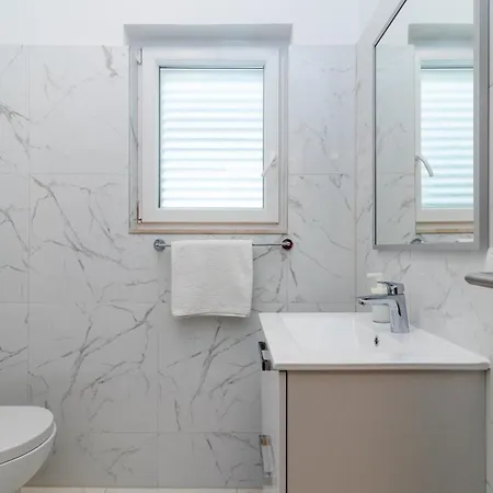 Apartmán Brico - Heated Pool