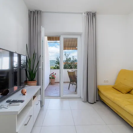 Apartmán Brico - Heated Pool