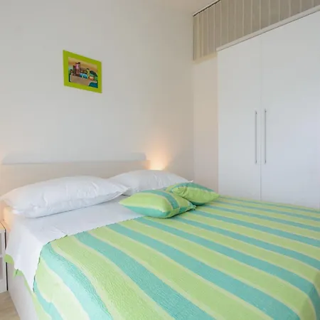 Brico - Heated Pool Appartement *