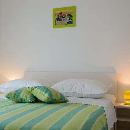 Brico - Heated Pool Appartement Trogir