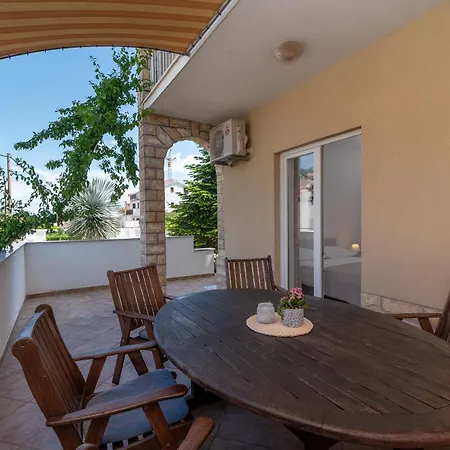 Apartmán Brico - Heated Pool