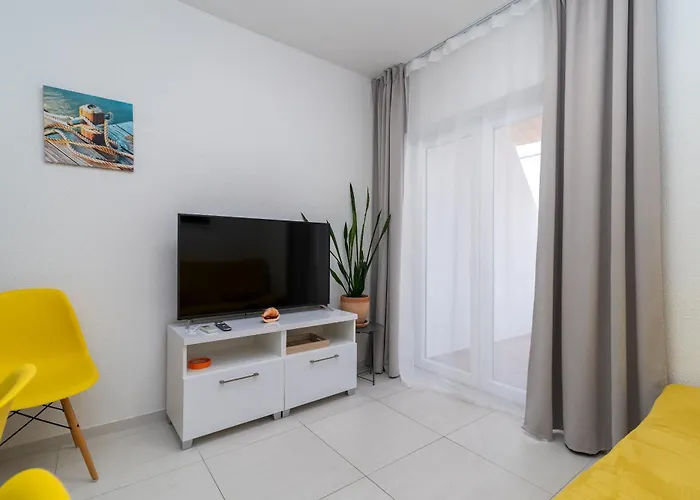 Apartmán Brico - Heated Pool *