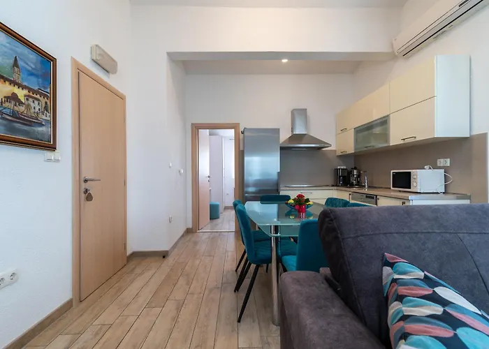 Brico - Heated Pool Apartmán