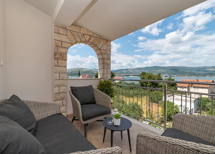 Apartmán Brico - Heated Pool Trogir