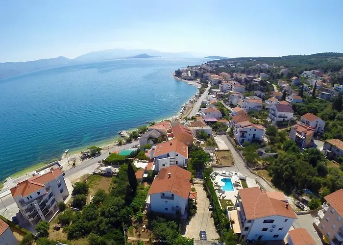 Brico - Heated Pool Apartmán Trogir